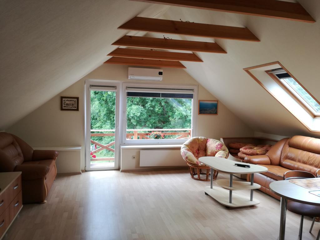 Cozy Apartment With Balcony Juodkrantė Εξωτερικό φωτογραφία
